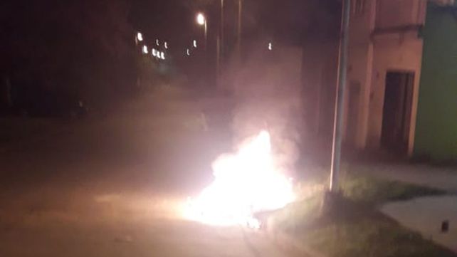 Paraná: pirómanos no dan tregua a los vecinos