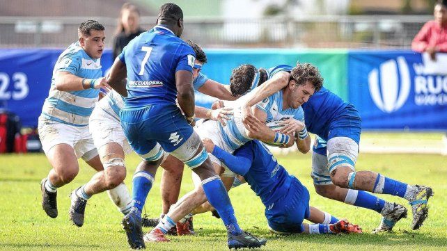 El seleccionado argentino de Menores de 20 derrotó a Italia en el Mundial de la categoría por 43 a 15.