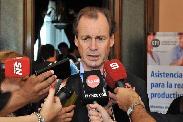Femicidios: Bordet convocó a los tres poderes del Estado a reunirse este martes para articular acciones