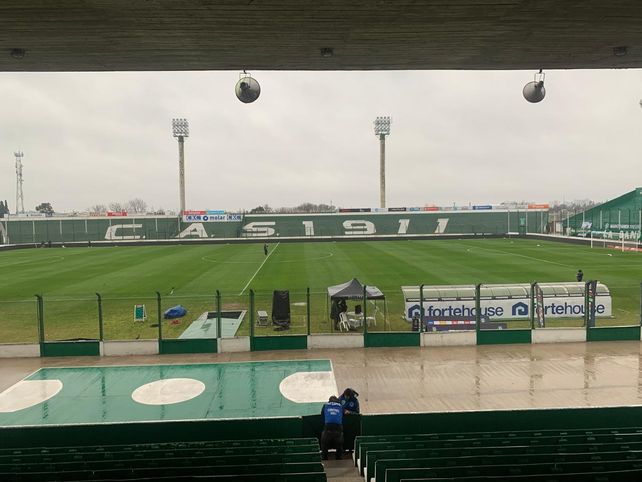 El campo de juego del estadio Eva Perón