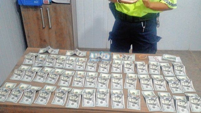 dolares-puesto-villaguayjpg