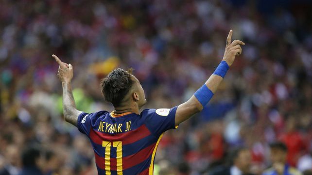 Neymar confirmó que seguirá en Barcelona y renovó su vínculo.
