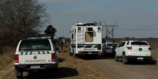 Los gendarmes esparaban que una avioneta con droga arrojara su carga cerca de Cañada de Gómez. (gentileza Ahora Casilda)