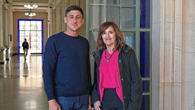 Paco Garibaldi y Chuchi Molina proponen una Constitución moderna y sin privilegios