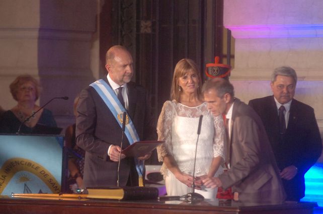 Omar Perotti junto al ministro Esteban Borgonovo.&nbsp;