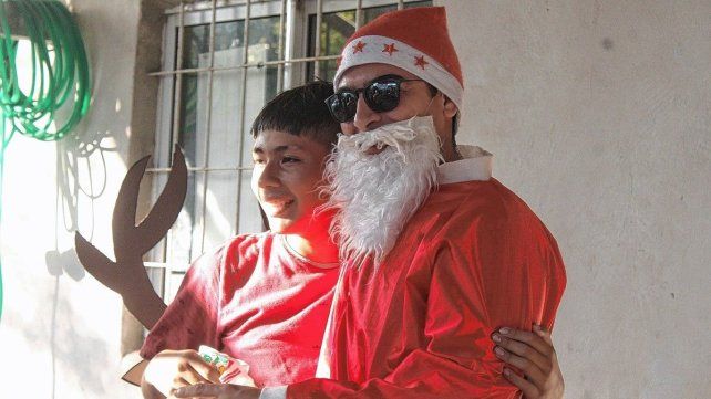 Suma de Voluntades reunió a más de 400 padrinos para regalar ilusión en Navidad.