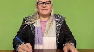 Entre Ríos: se jubiló la primera maestra trans