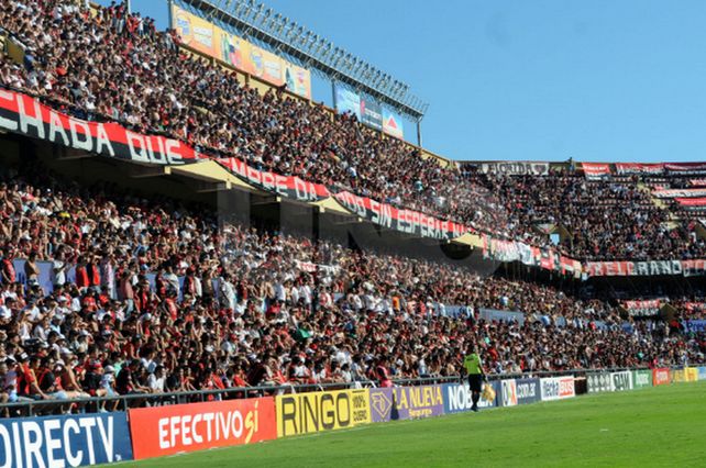 Colón – San Pablo: se agotaron las plateas este y continúa la venta de entradas
