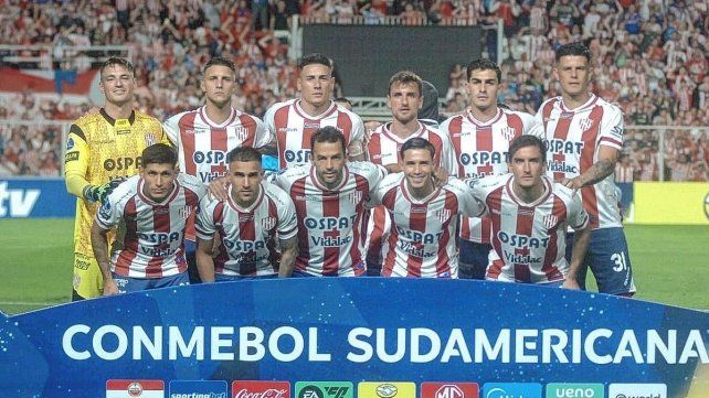 El uno por uno de Unión en la dura derrota contra Palestino El uno por uno de Unión en la dura derrota contra Palestino