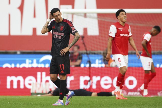 Ángel Di María ingresó a posos minutos del final en la final de la Copa de Portugal.