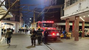 Un escape de gas en una galería de la peatonal San Martín generó alerta en la zona