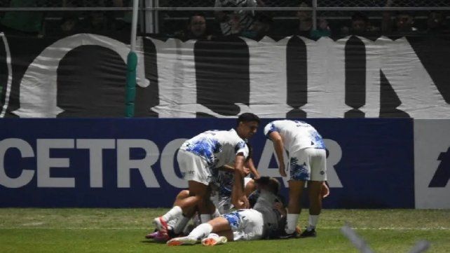 Talleres consiguió su primera victoria en la Liga Profesional.