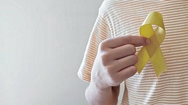 Lazo dorado. El cancer es una de las principales causas de mortalidad de niñas