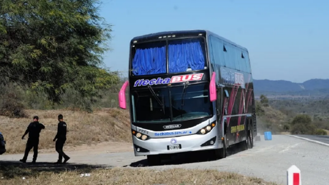 El micro que transportaba a la delegación de Atlético Tucumán