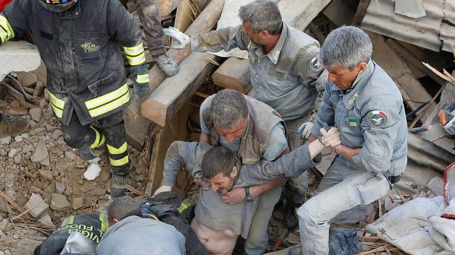 Las estremecedoras imágenes del sismo que sacudió a Italia