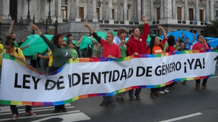 Hace 11 años se promulgaba la Ley de Identidad de Género. En base a sus directivas se obtuvo la medida que beneficia a los menores de 16 a 18 años en la CABA.