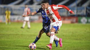 Unión perdió en el norte argentino y cortó una racha de seis partidos sin derrotas.