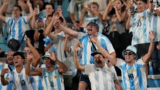 La selección argentina visita a Chile en Santiago, por la fecha 15 de las Eliminatorias.