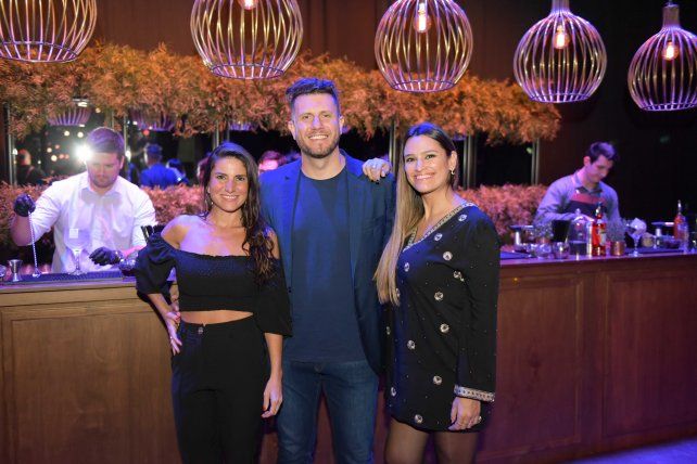 MARIBEL BRESSAN, GONZALO DELLA ROSA Y ESTEFANIA CABRERA