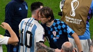 ¿Jugarán juntos? Lionel Messi, capitán de la selección nacional, y Luka Modric, líder de la de Croacia.&nbsp;