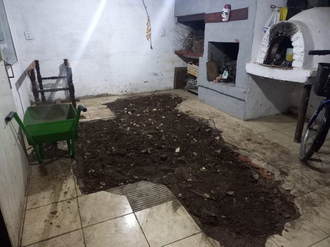 Caso Mónica Aquino: el dueño de la casa allanada dice que los restos encontrados son de sus perros&nbsp;