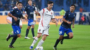 Vélez empató con Newells y jugará con Gimnasia en los playoffs
