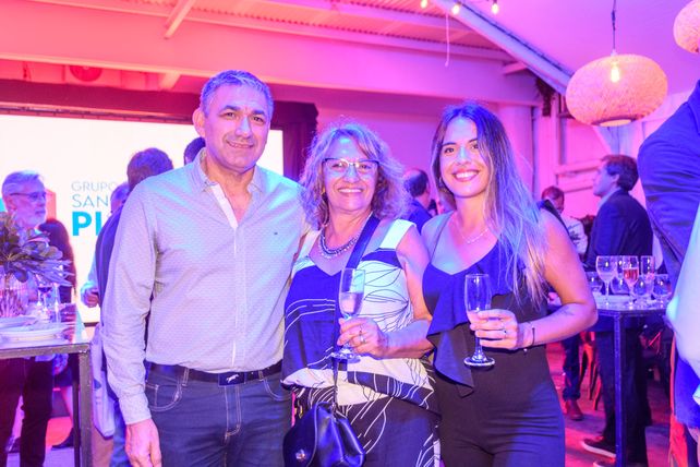 Juan Chulich, Mónica Robles y Gabriela Rosolio