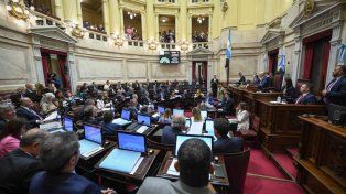 Aumentan las dietas de los senadores y sus sueldos superarán los $9 millones brutos