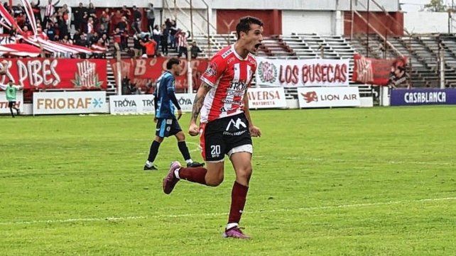 Agustín Alfano inició la temporada 2024 jugando para 9 de Julio de Rafaela.&nbsp;