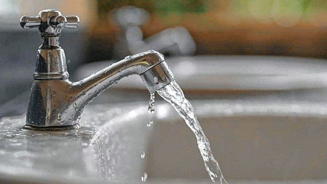 Vecina de San Benito denuncia privación arbitraria de agua potable