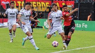 Colón apenas ganó dos partidos como local, de los 10 que jugó en el Brigadier López.