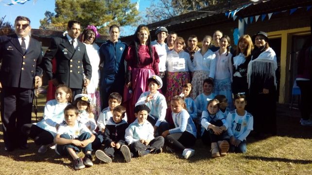 Escuelas rurales compartieron los festejos del 25 de Mayo