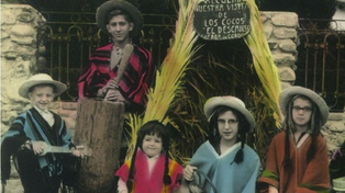 Presentan el libro Atavíos de la nostalgia