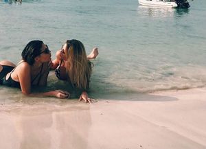Romina Malaspina con Marian Farjat en Ibiza: La estamos pasando súper bien