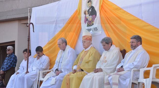 Una multitud veneró a San Cayetano