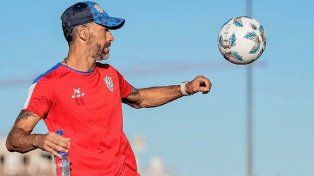 Las certezas y las dudas de Kily González para recibir a Central Córdoba