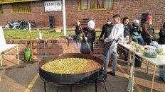 Alumnos de la escuela técnica N° 2 Almirante Brown cocinaron 200 porciones de locro