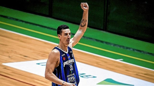 Federico Marín quedó al margen de Peñarol de Mar del Plata por los próximos dos meses.