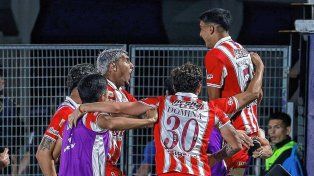 Unión pretende confirmar su levantada ante Newells en el 15 de Abril