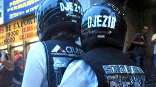 Proponen que el casco lleve grabada la patente de la motocicleta