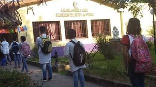 La Escuela primaria N° 6101 Asunción Palacios de Pérez de Saladero Cabal, fue una de las experiencias que se hicieron en 2020.