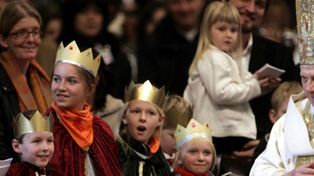 Benedicto XVI pidi&oacute; por la paz mundial en la misa de A&ntilde;o Nuevo