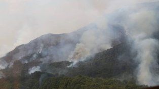 El incendio en el Parque Nacional Nahuel Huapi ya consumió 3.500 hectáreas