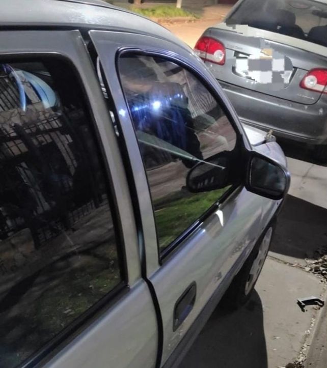 Asaltaron y golpearon a un chofer de Uber previo a dispararle dos veces al vehículo