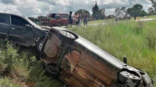 Cruzó la ruta y generó un violentísimo choque
