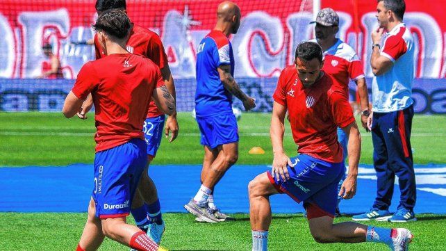 Kily González podría recuperar a su equipo ideal en Unión