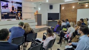 Oscar Martínez: La educación debe estar primera en la agenda política