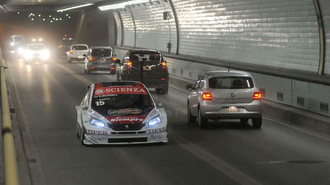 Los autos del Súper TC2000 aceleraron en el interior del Túnel Los autos del Súper TC2000 aceleraron en el interior del Túnel