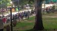 Los habitantes de la zona cercana a la costanera se sienten desamparados ante los malones que asolan el barrio a bordo de ciclomotores.
