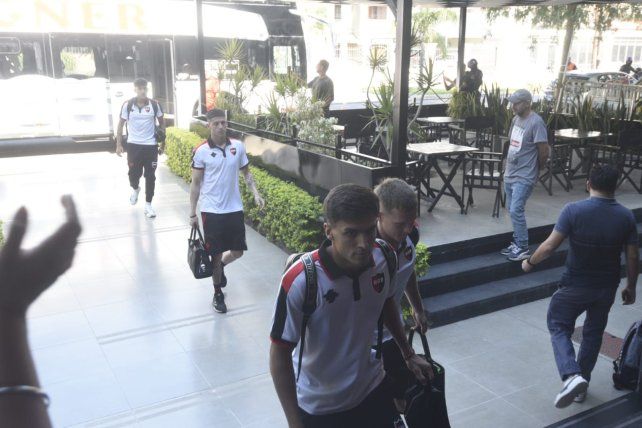 Josué Reinatti será el guardameta de Newells en Santiago del Estero.